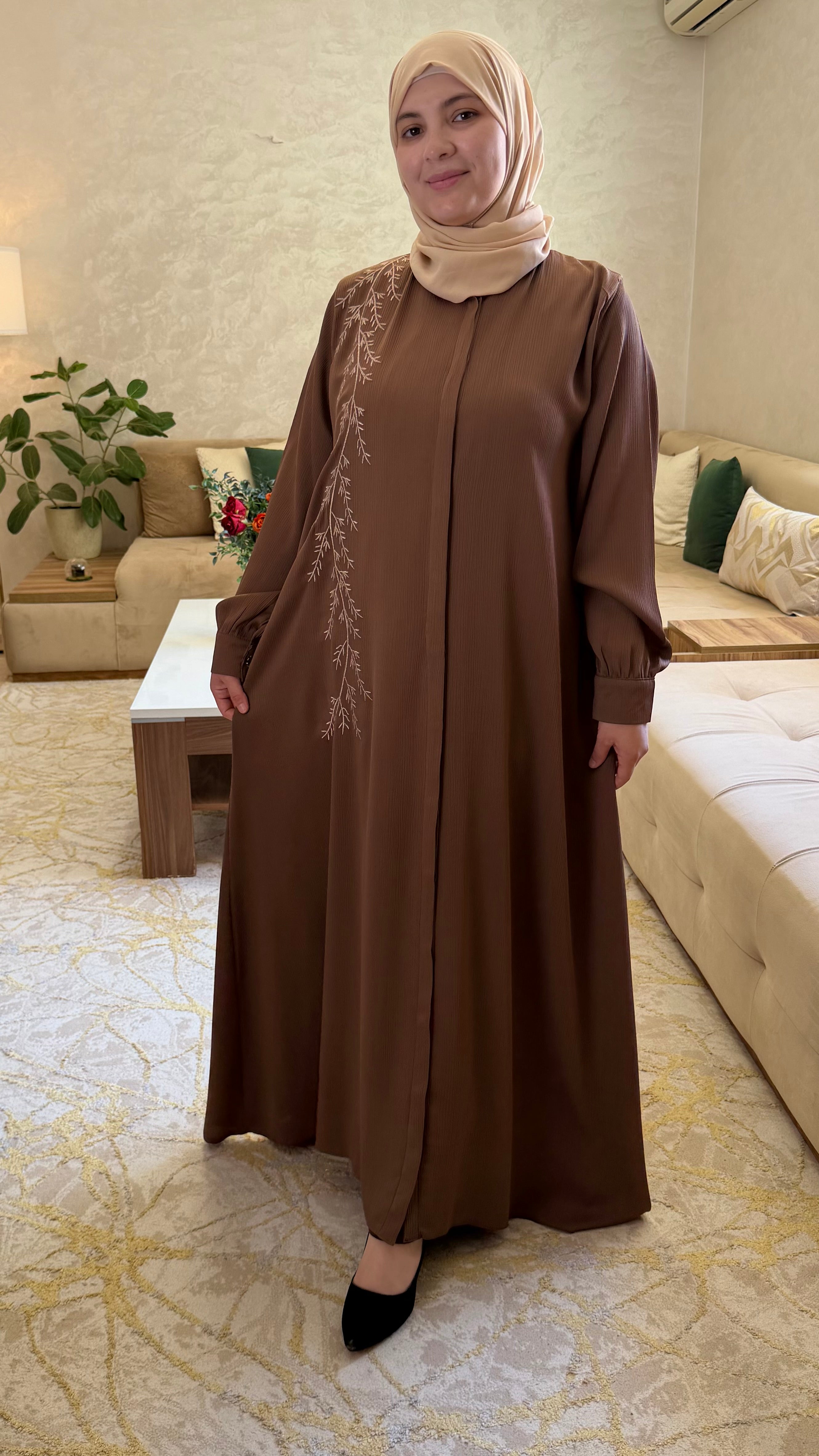 abaya chomokh