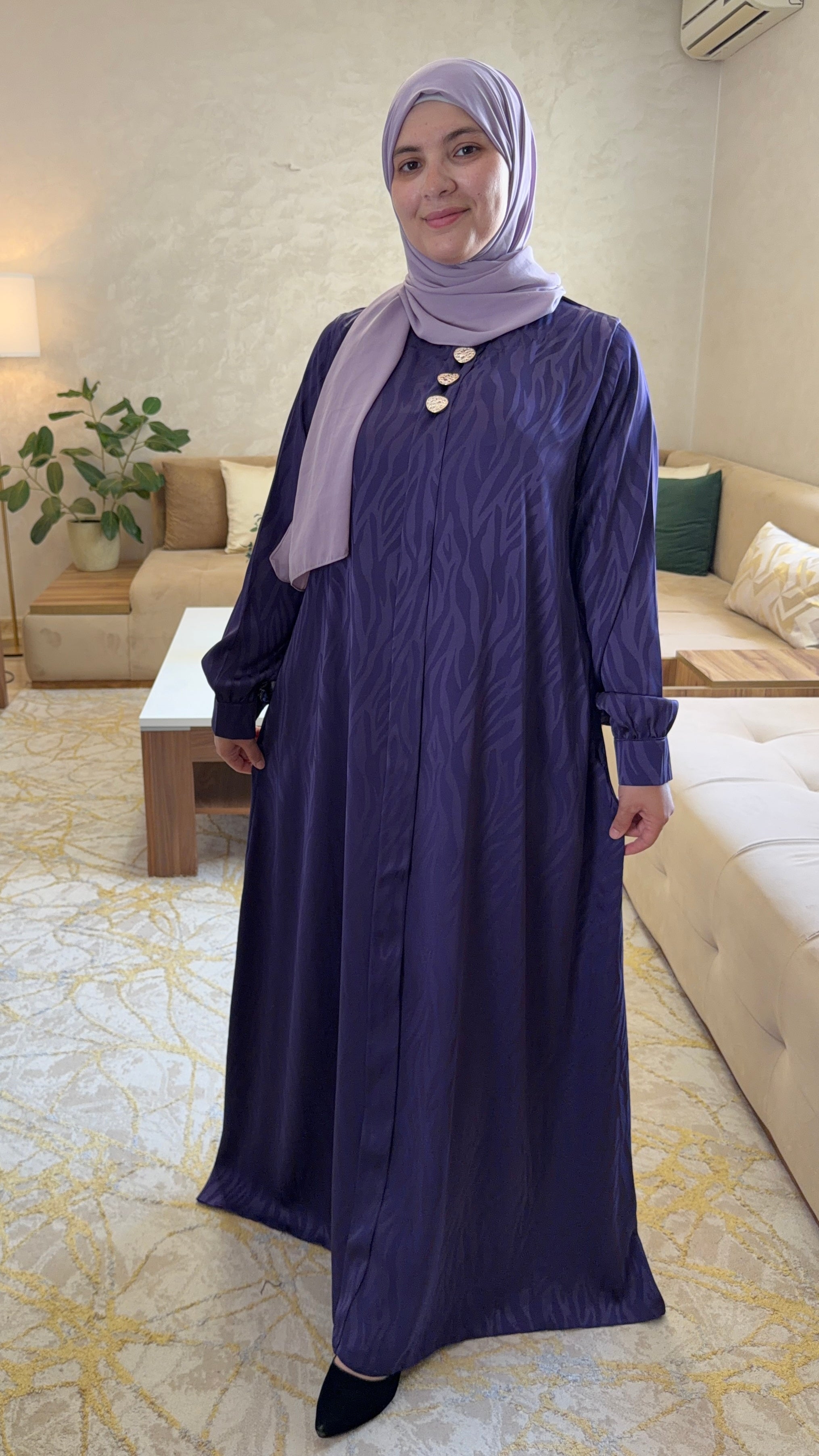 Abaya Amiraa